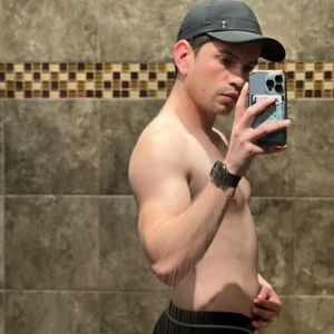 Meet your Posher, Emmanuel